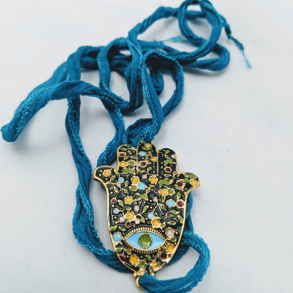 Third eye bracelet